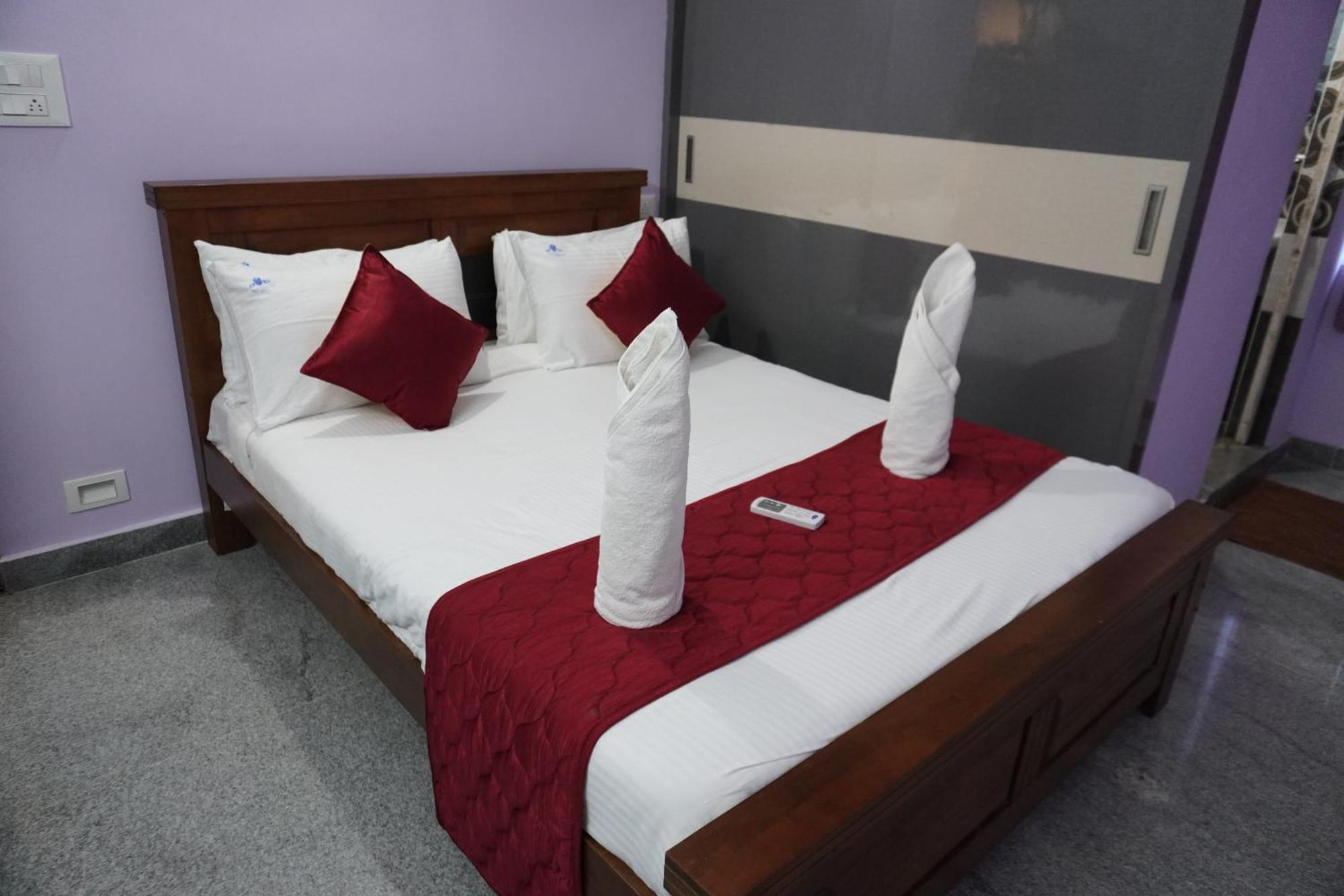Tirumala Premium Home Stay Tirupati Kültér fotó