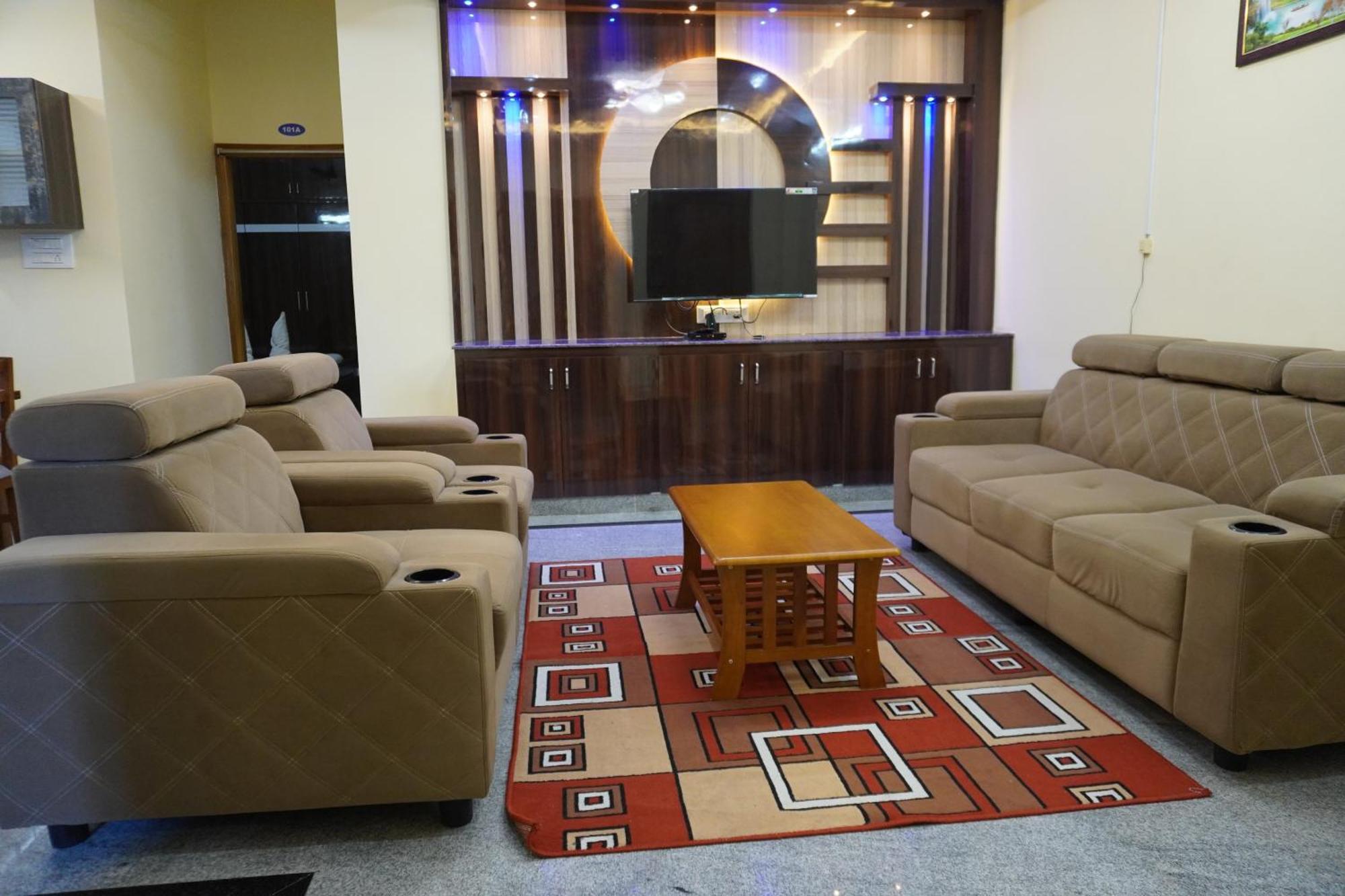 Tirumala Premium Home Stay Tirupati Kültér fotó